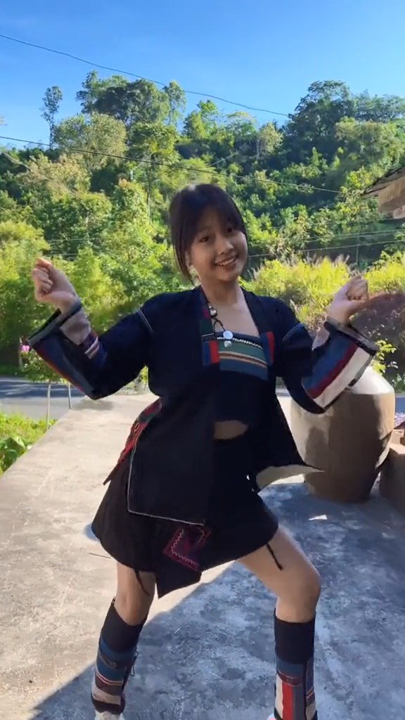 น้องมี่